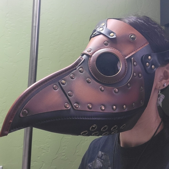 Plague Doctor Cosplay Mask | Steampunk Style Headwear | Adult Size - Picture 5 of 6